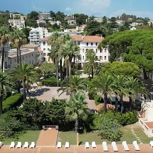  Hostal Santa Maria